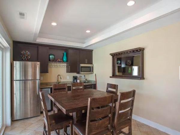 Luxurious Oceanfront Estate in Kill Devil Hills - Perfect for Large Groups